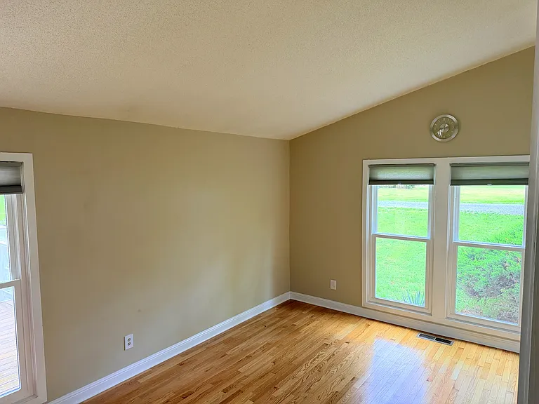 56A Mannsfield Crescent Way — Photo 35