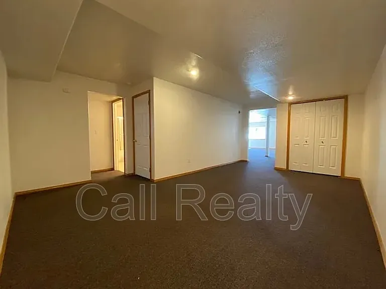 921 S Shelley Lake Ln — Photo 11