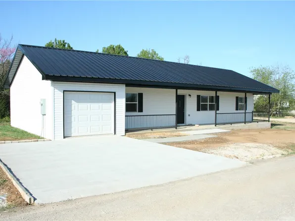 408 Brentwood St, Green Forest, AR 72638