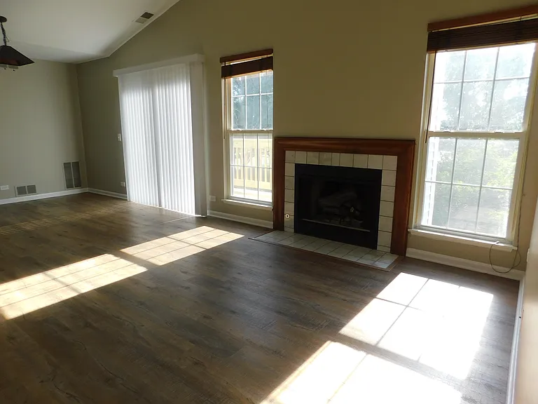 1060 Stillwater Rd — Photo 6