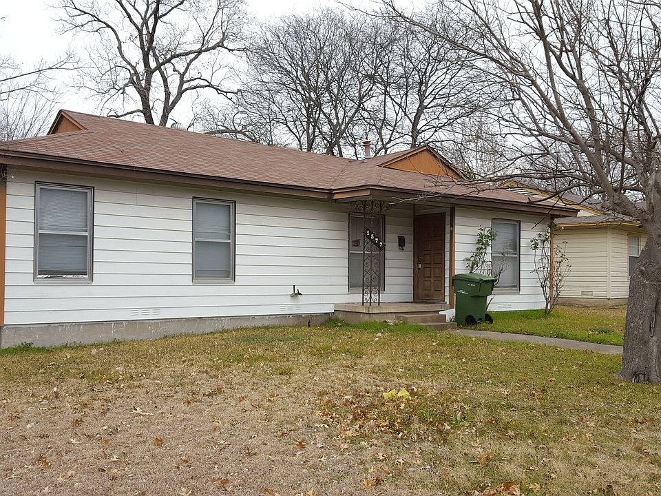 1st image of 1577 Dent St