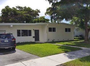 17901 SW 93rd Ave, Palmetto Bay, FL 33157