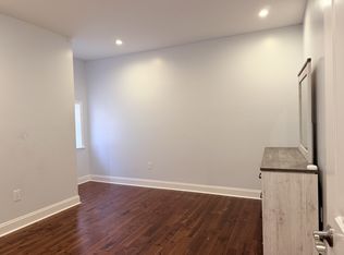 1506 Moore St #1F-R, Philadelphia, PA 19145