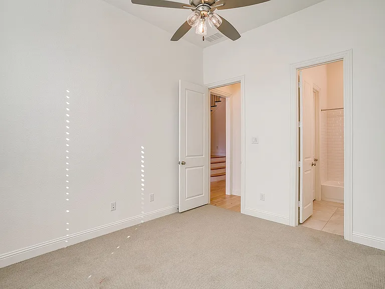 14328 Capridge Rd — Photo 16