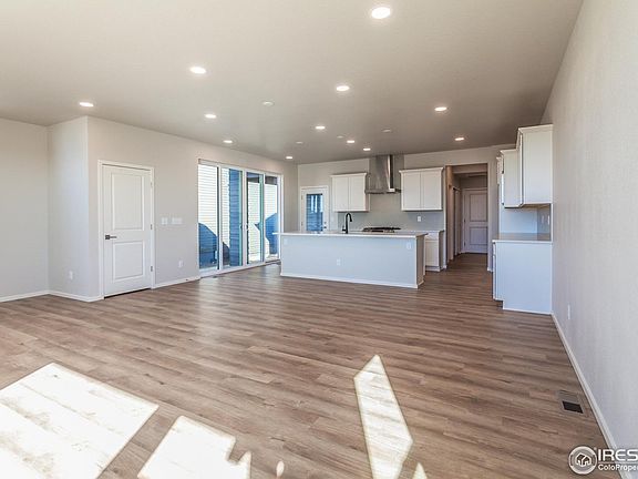 3rd image of 6070 Saddle Horn Dr