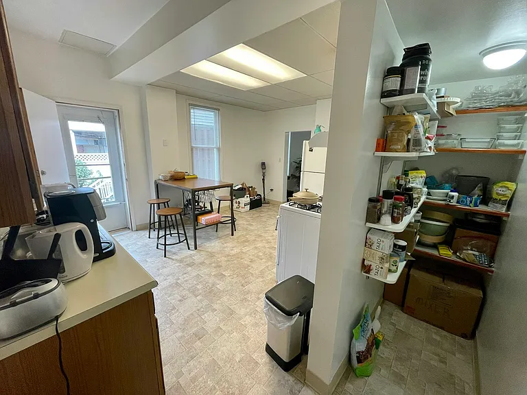 1510 Light St #1A — Photo 6