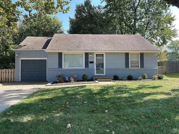 7607 Lowell Ave, Overland Park, KS 66204
