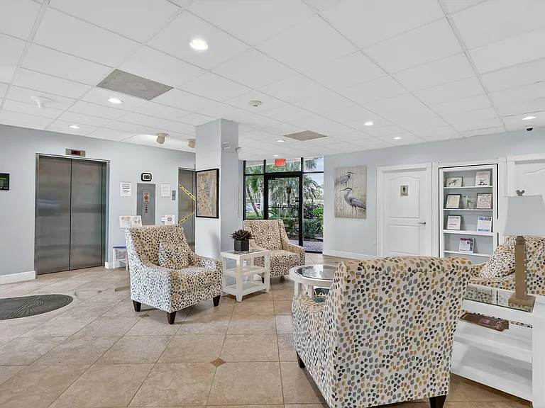 9940 S Ocean Dr #202 — Photo 42
