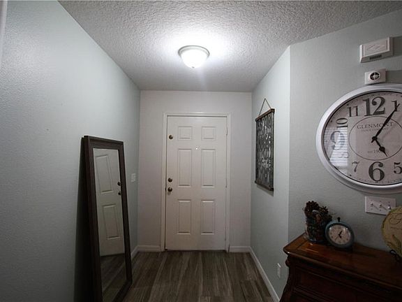 4th image of 930 Windrose Dr #2