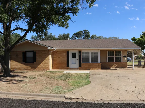 301 Zephyr St, Plainview, TX 79072