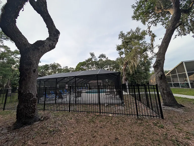 517 Bearded Oaks Cir — Photo 44