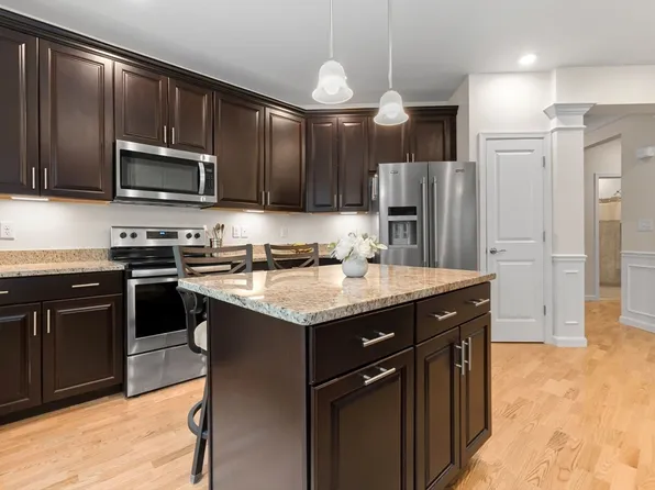 220 Martins Lndg #107, North Reading, MA 01864