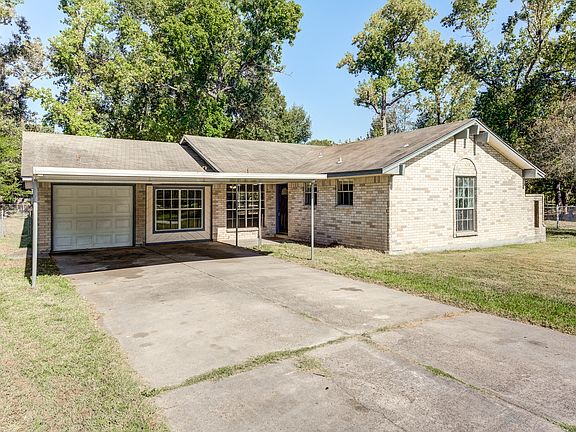 Driveway fits 7 cars! Makes entertaining easy!