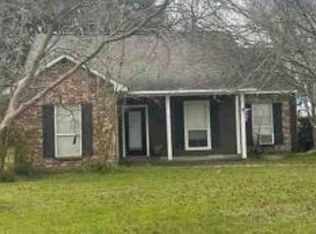 13433 Meadow Crossing Dr, Walker, LA 70785