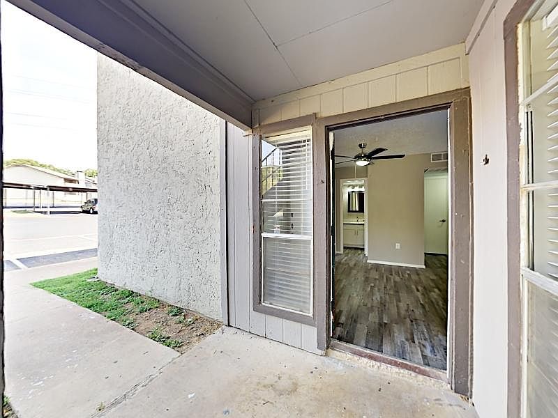 801 Cooper Square Cir Arlington TX | Zillow