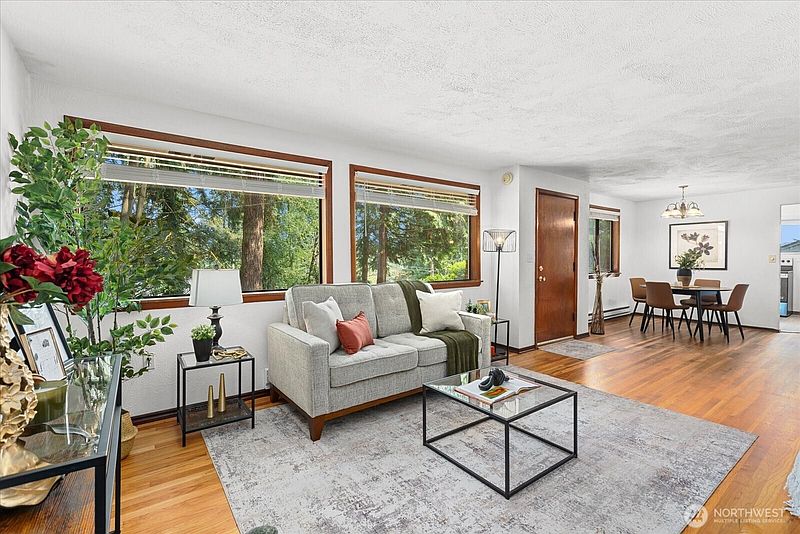 5th image of 1509 NE 190th Street