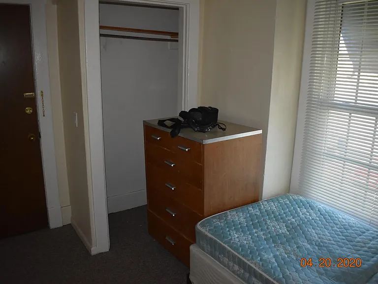 533 Elizabeth St — Photo 4