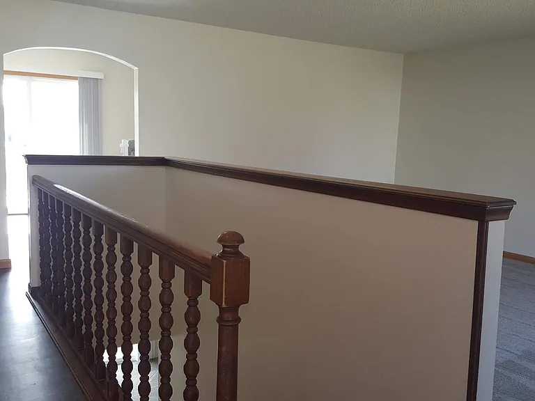 5909 Elkcrest Dr — Photo 2