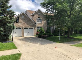 22 Chenango Dr, Powell, OH