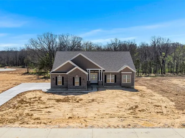 308 Schaper Estates Xing, Foristell, MO 63348