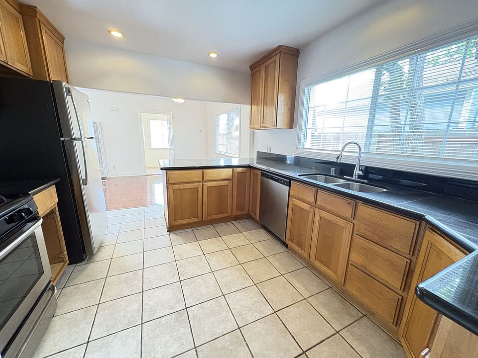 1st image of 4931 Coronado Ave #0