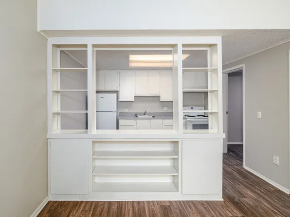 3237 Yancey Apartments