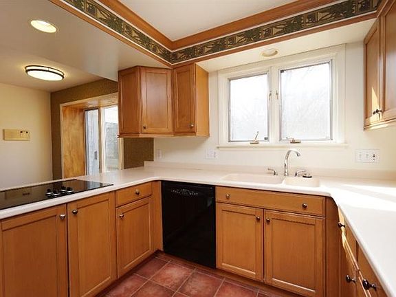2nd image of 10343 Kingsport Dr