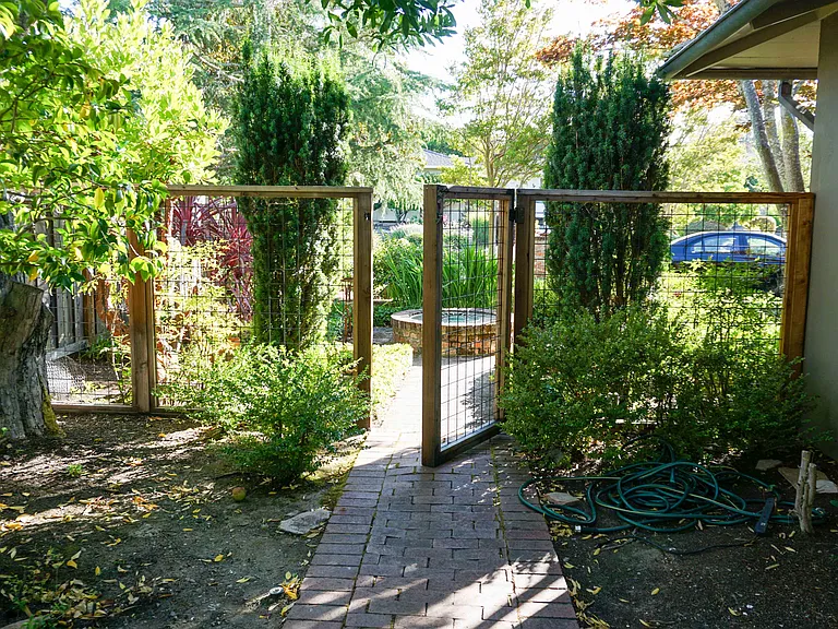 30 Genevra Rd — Photo 35