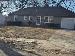 9942 McGee St, Kansas City, MO 64114