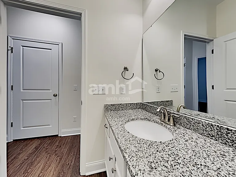 406 Ronter Ct — Photo 13