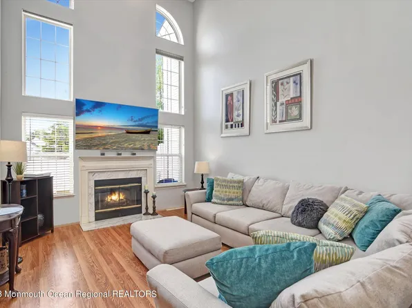 37 Picket Place #1000, Freehold, NJ 07728