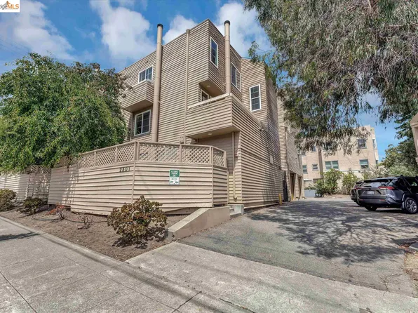2501 Dana St APT 2, Berkeley, CA 94704