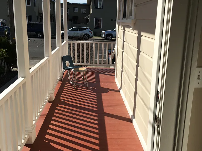 1403 Middlefield Rd — Photo 3