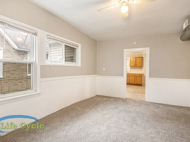 940 McReynolds Ave NW #2 — Photo 3