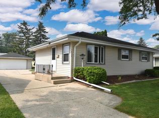 1455 Cedar Creek St, Racine, WI 53402