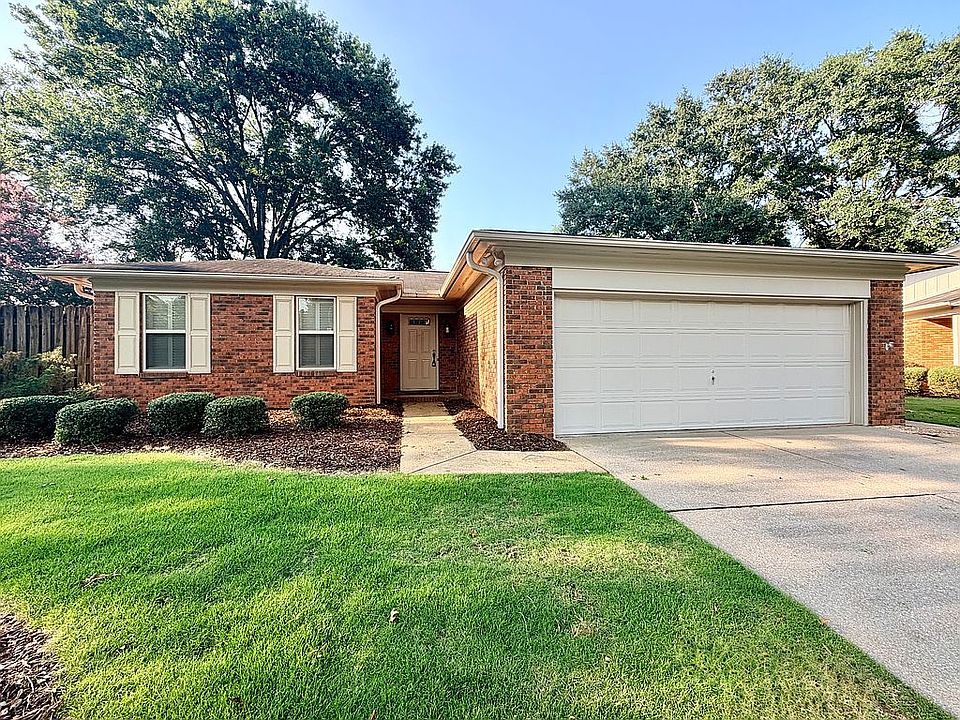 1st image of 1610 Hollow Ln