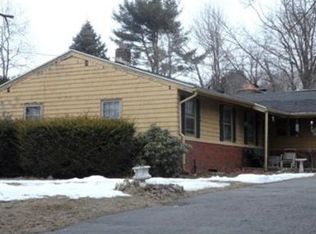 12 Circle Dr, Wilbraham, MA 01095