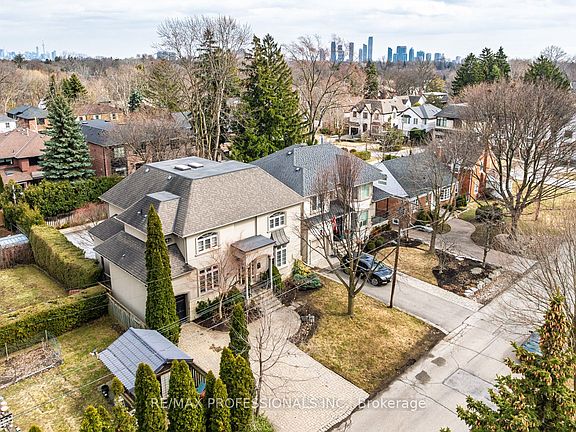 3rd image of 31 Gardenvale Rd