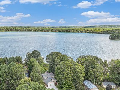 4911 Lakeview Dr, Interlochen, MI, 49643