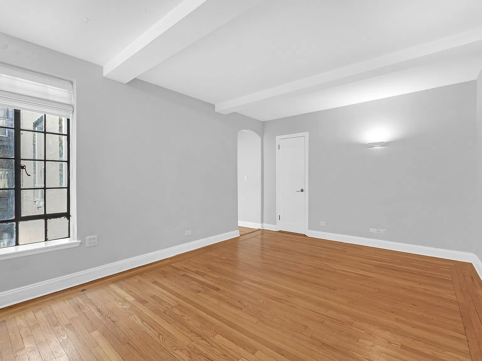 333 East 43rd Street — Photo 4