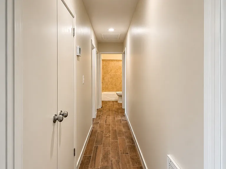 113 Whitney Ave NE — Photo 10