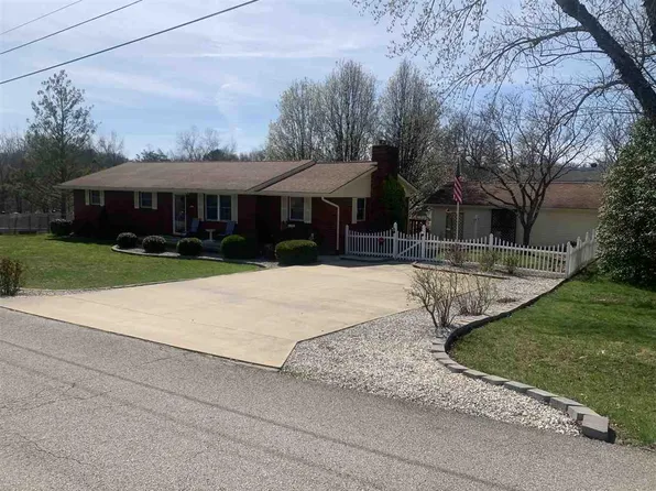 401 Bradford St, Grayson, KY 41143