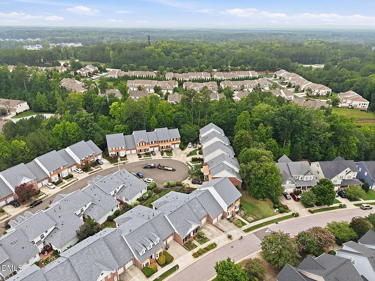 401 Waverly Hills Dr — Photo 46