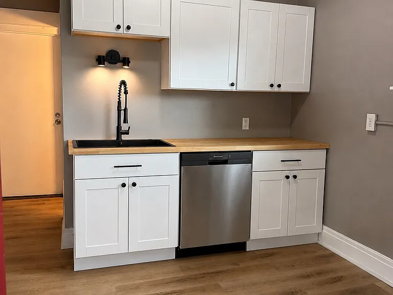 145 Southside Pkwy #3 — Photo 5