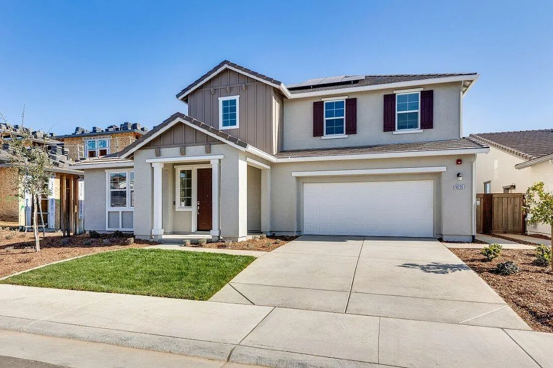10295 Lona Way photo 1