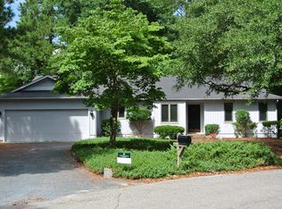 75 Hillcrest Rd, Pinehurst, NC 28374