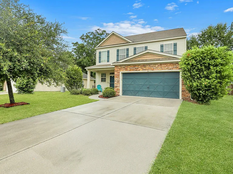 10 Shady Grove Ct — Photo 1
