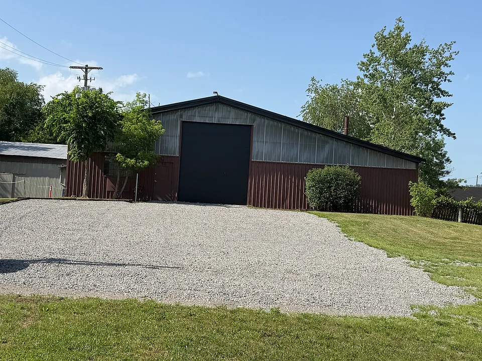 50 Drummond Ave #1
