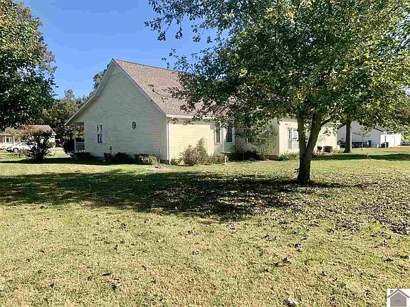5th image of 68 Woodland Dr