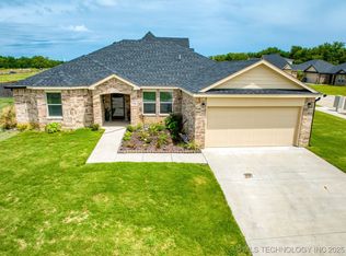 1126 Champion Way, Ardmore, OK 73401